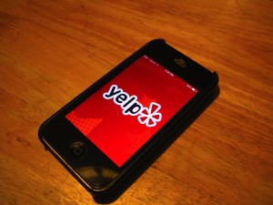 Yelp iPhone Android social media foodborne illness food poisoning John Brownstein public health digital epidemiology